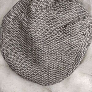 Stetson Tweed Newsboy Cap in Salt-and-Pepper Gray